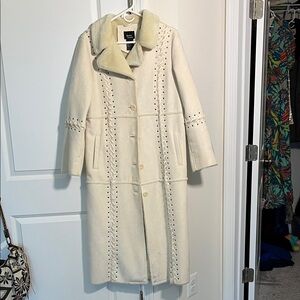 Dennis Basso - Vintage Cream Faux Suede Trench Coat with Stud Accents